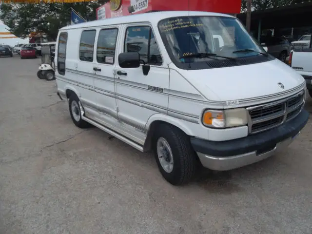 handicap van 94 dodge side lift 61 k one owner miles e-250