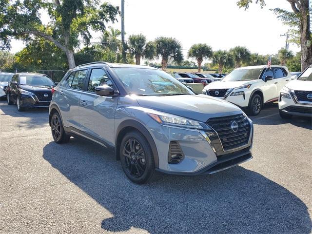 2022 nissan kicks sr