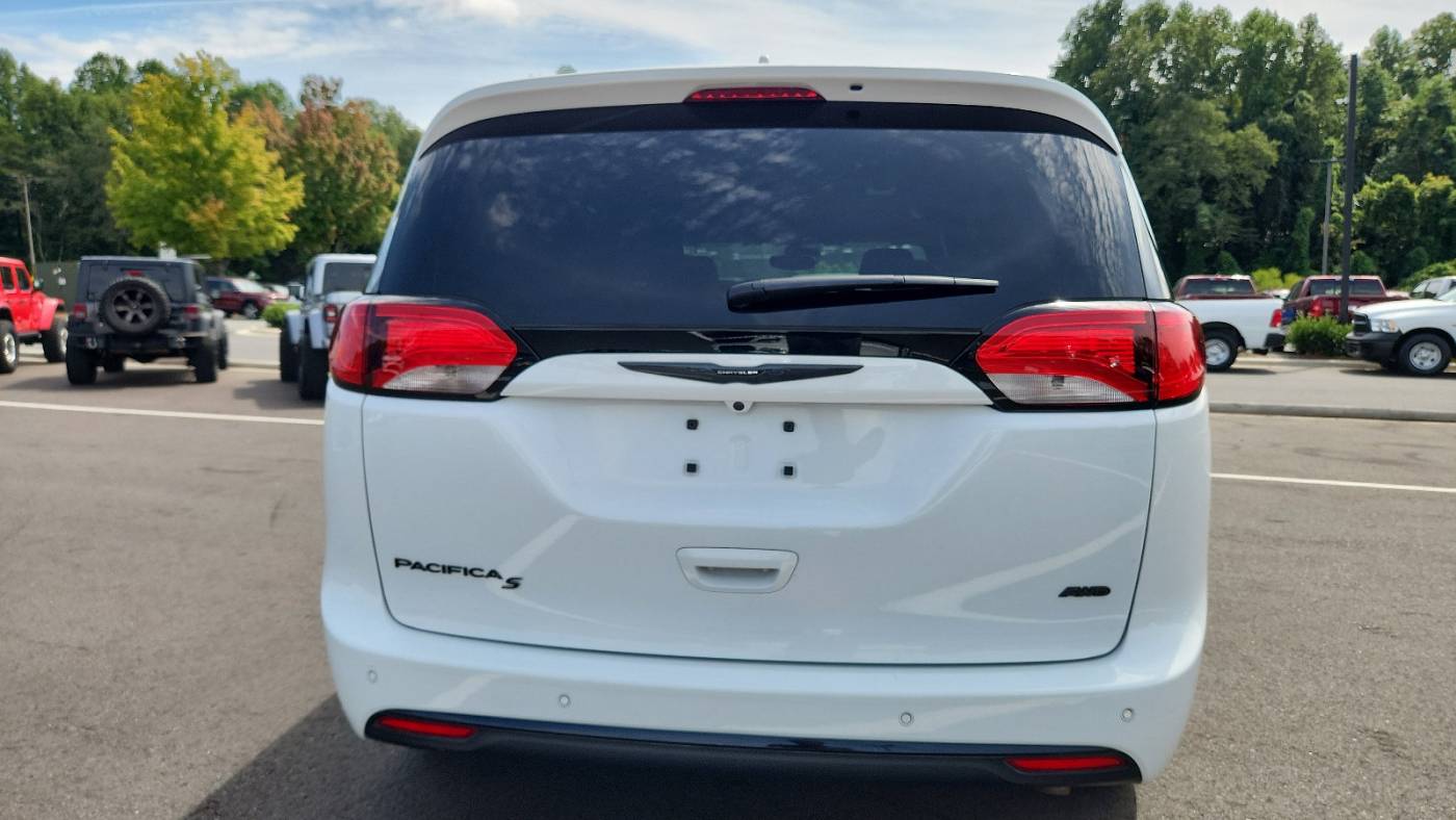 2020 chrysler pacifica launch edition