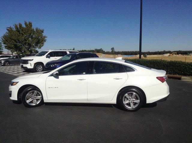 2022 chevrolet malibu fwd lt