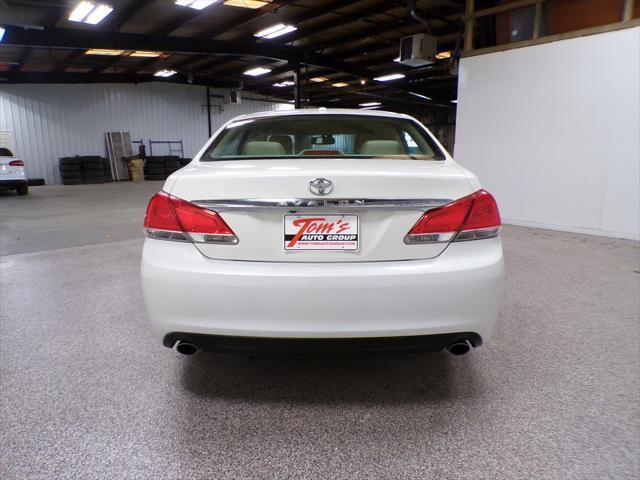2011 toyota avalon limited
