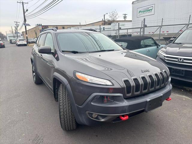 2014 jeep cherokee sport