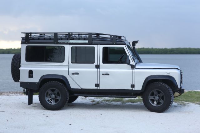 land rover defender 110 90