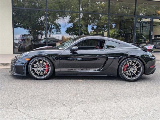 2021 porsche 718 cayman gt4