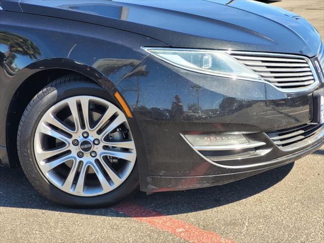 2014 lincoln mkz base