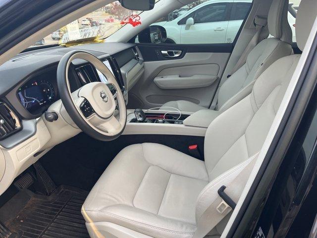 2023 volvo xc60 b5 core