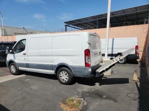 2017 ford transit-150