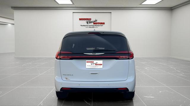 2022 chrysler pacifica touring l