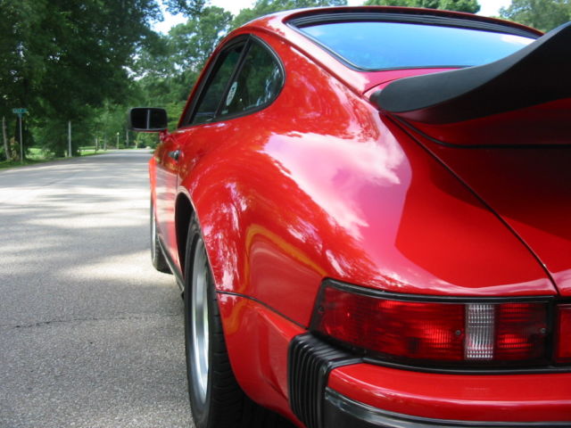 porsche 911 carrera coupe ** 1985 sunroof coupe ** nearly perfect **