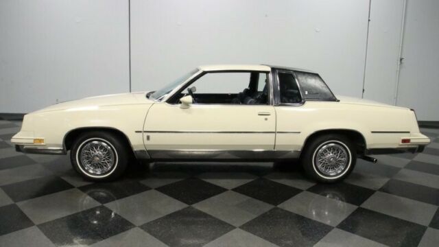 classic vintage chrome olds cutlass supreme 3.8 v8 auto transmission beige