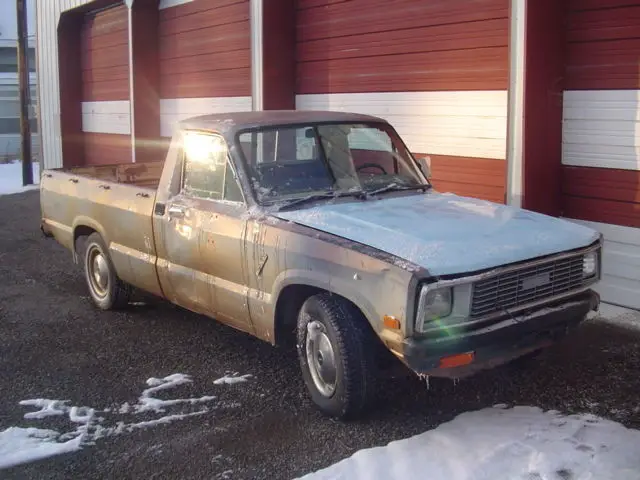 1982 mazda b2200 perkins diesel 5 spd. manual pickup no reserve merry christmas!