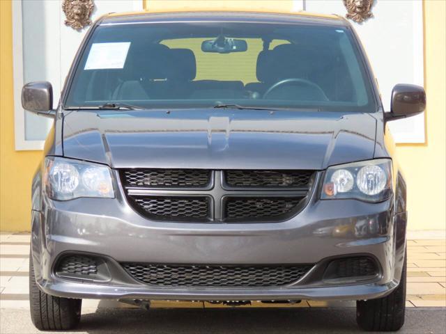 2017 dodge grand caravan se