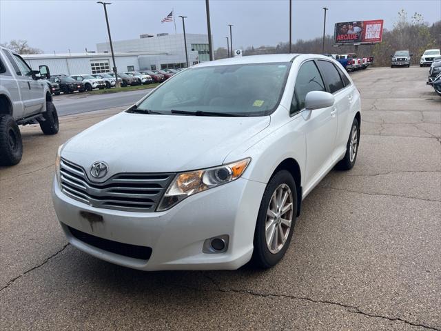 2010 toyota venza base
