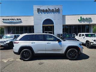 2024 Jeep Grand Cherokee altitude