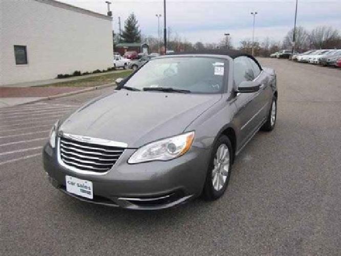 2012 chrysler 200 touring convertible 2d in richmond, va