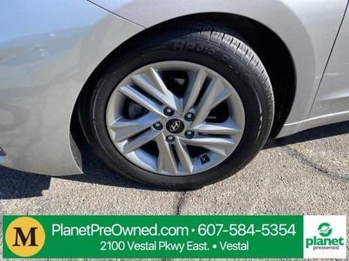 2020 hyundai elantra sel in ross corners, new york