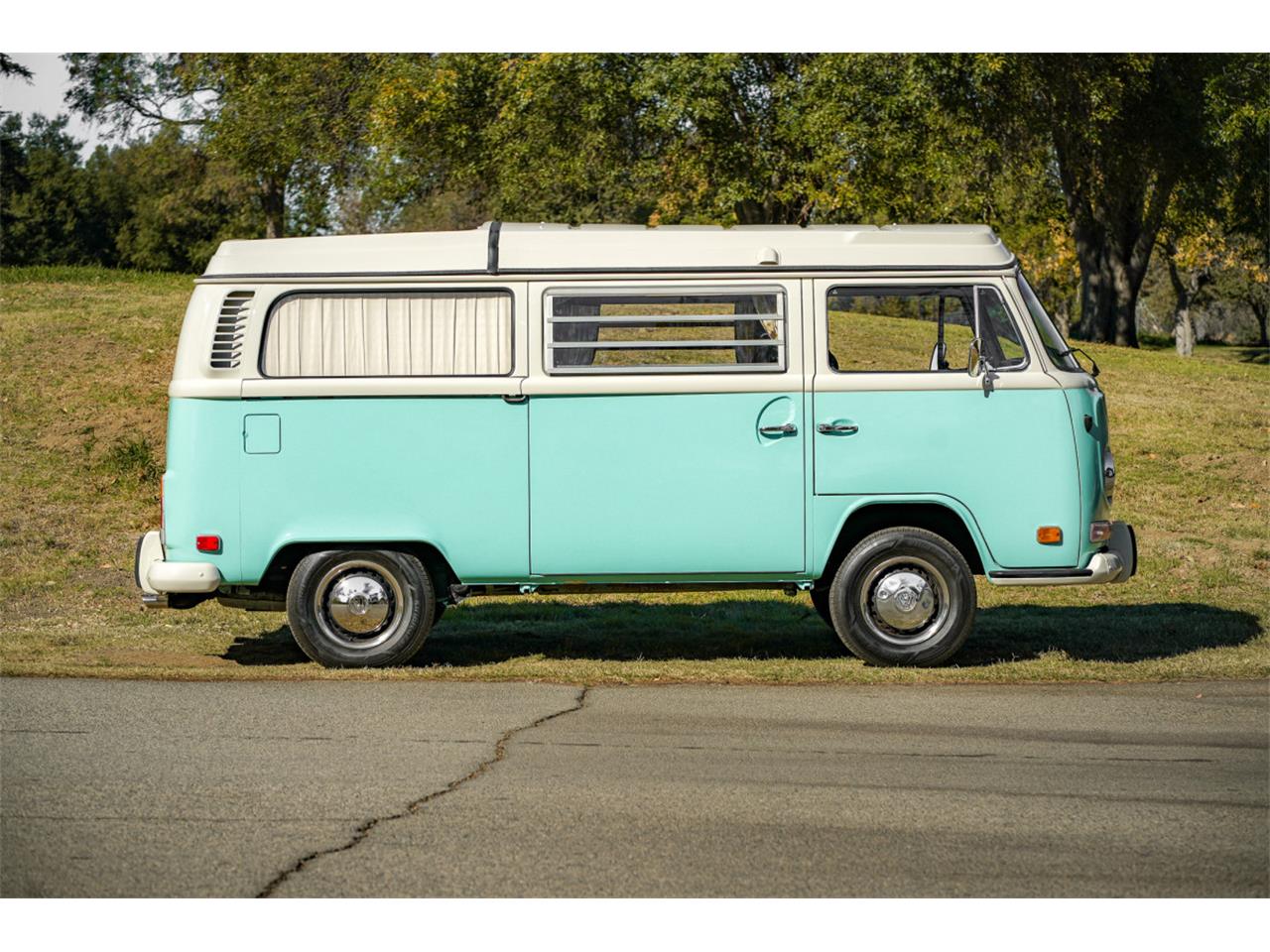 1972 volkswagen camper