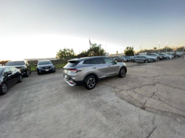 2023 kia sportage lx