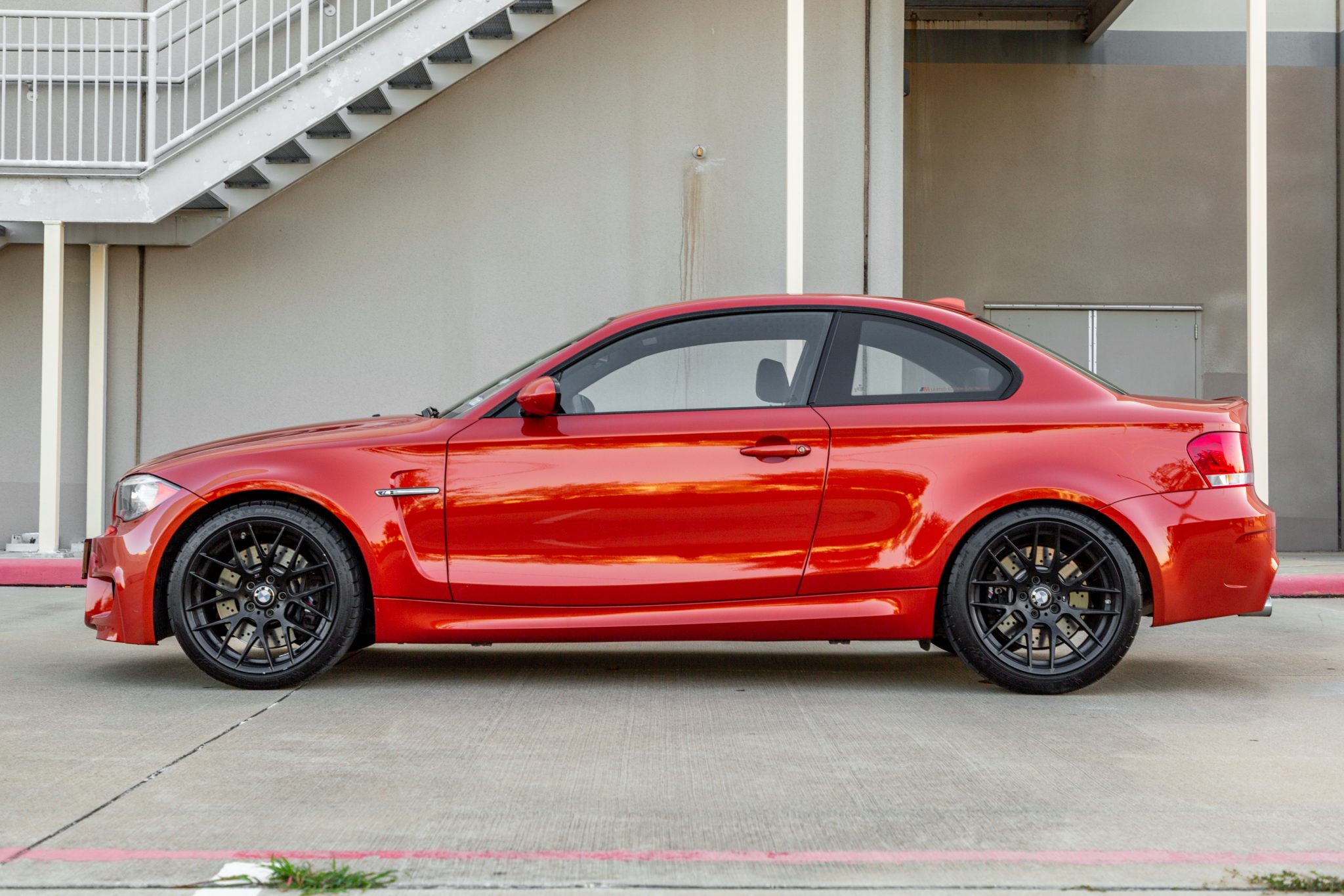 2011 bmw 1m