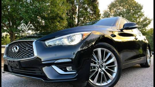 2022 Infiniti Q50 luxe sedan 4d