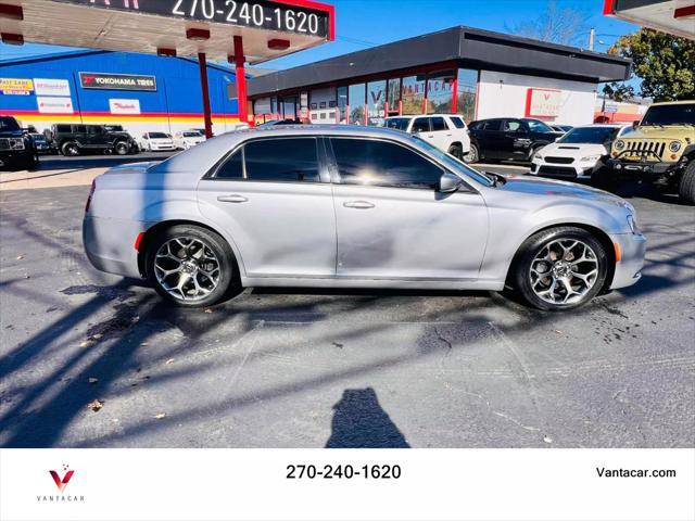 2015 chrysler 300 s