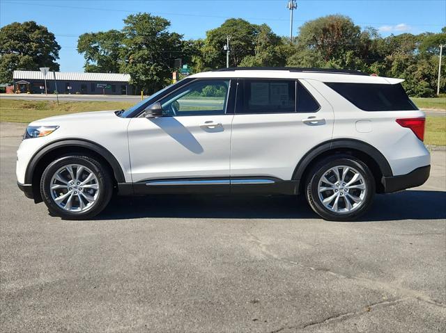 2021 ford explorer xlt