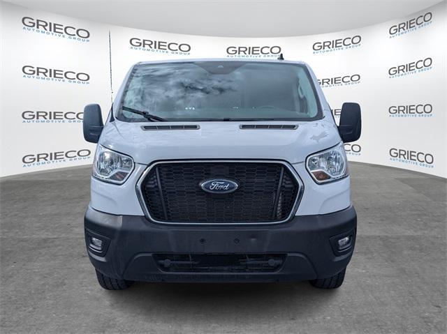 2021 ford transit-250 base