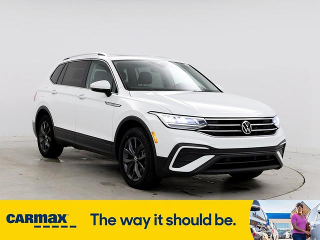 2022 volkswagen tiguan se