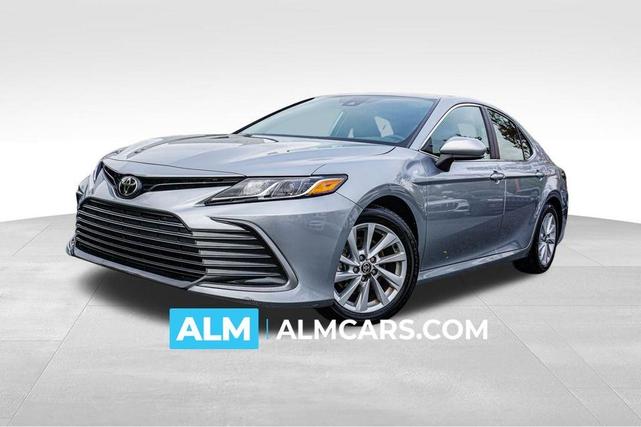 2024 toyota camry le