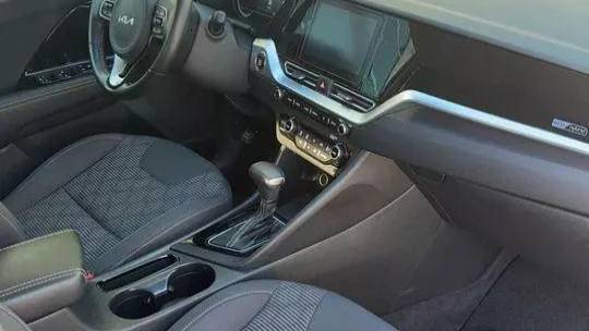 2020 kia niro lxs