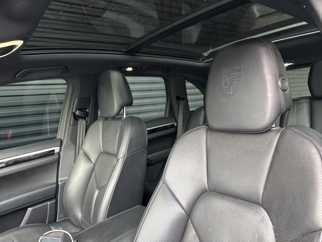 2018 porsche cayenne platinum edition