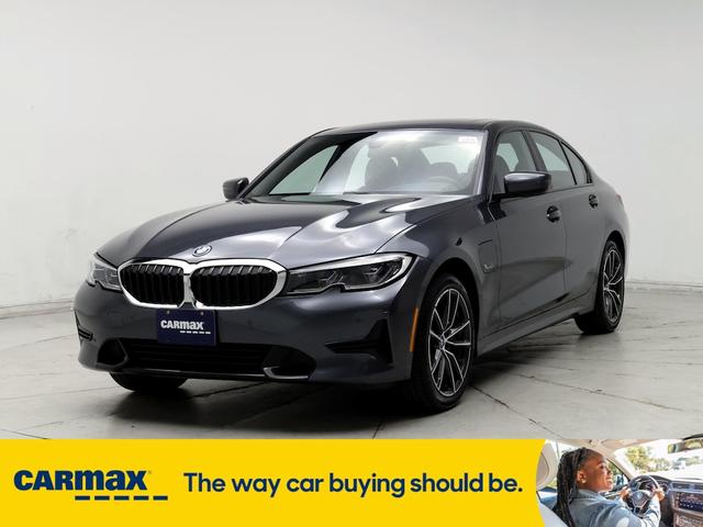 2022 bmw 330e xdrive30e
