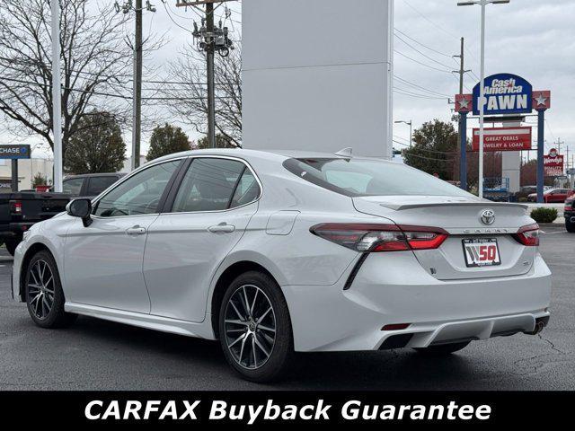 2023 toyota camry se