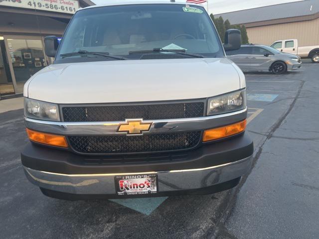 2018 chevrolet express 3500 lt
