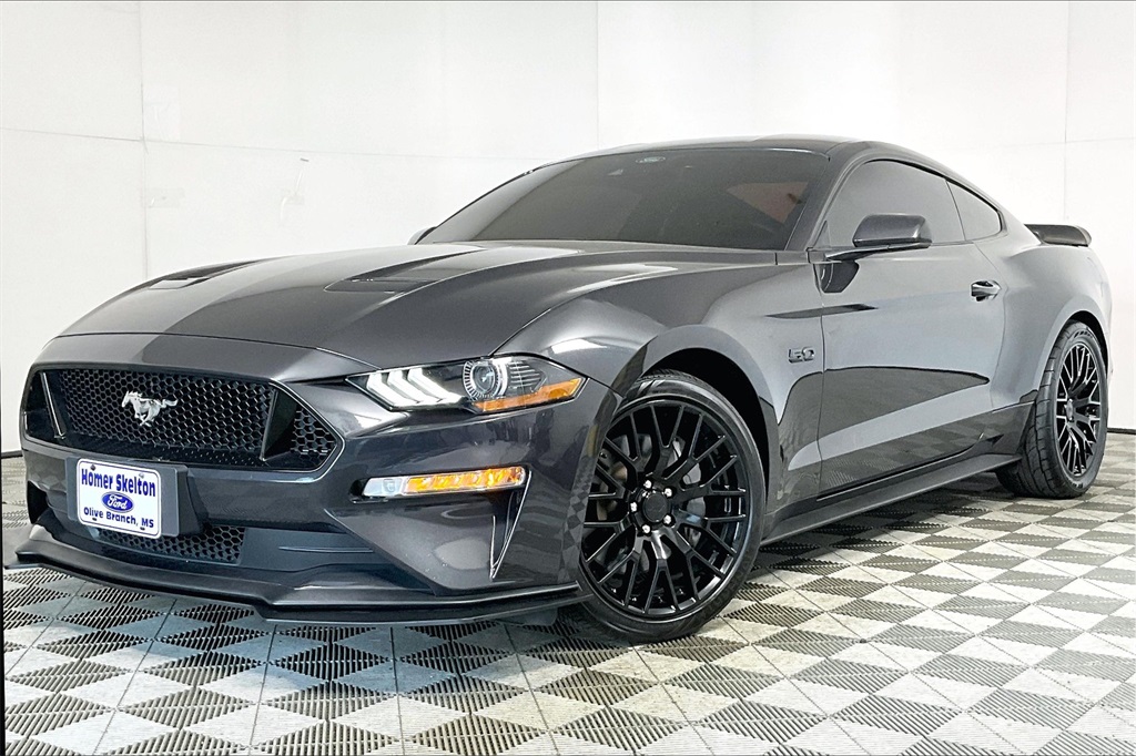 2022 ford mustang gt premium