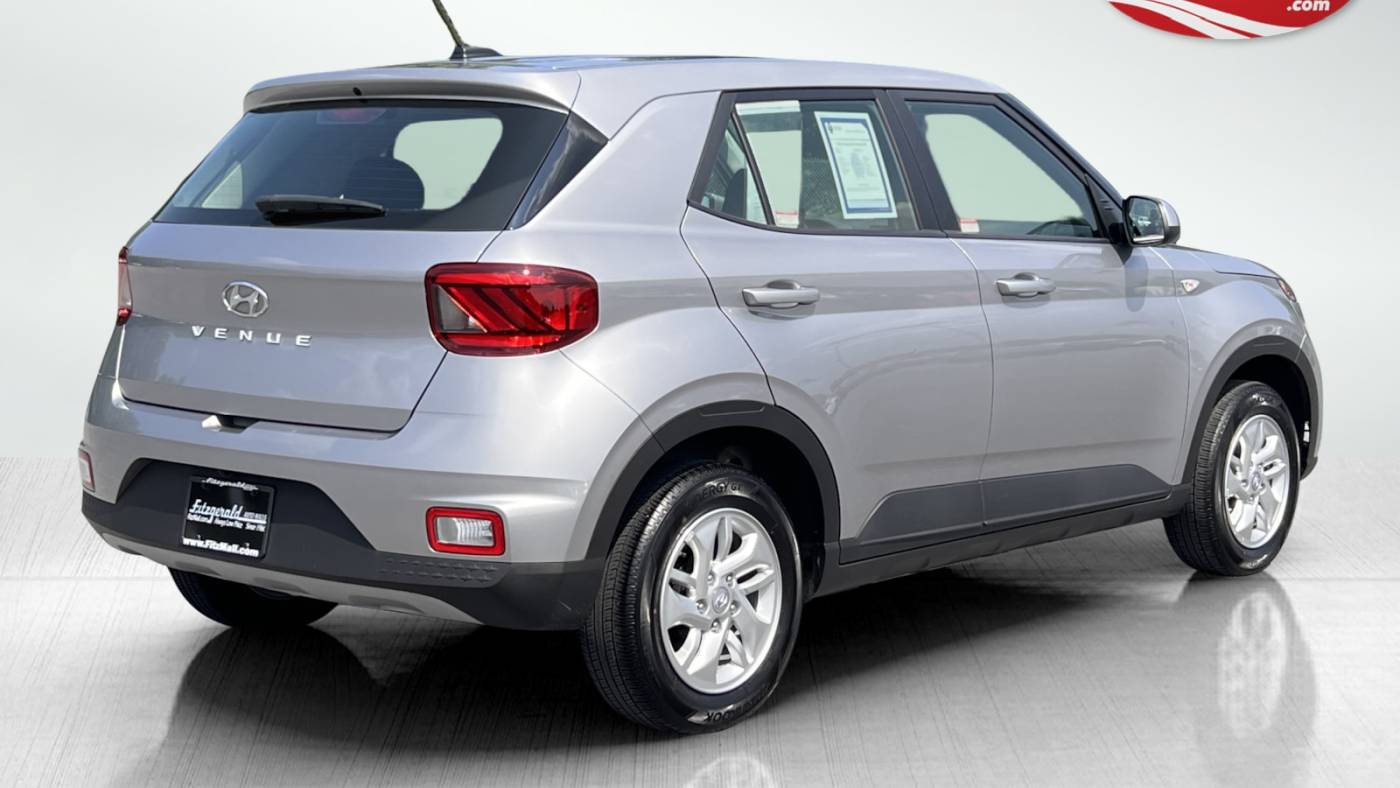 2024 hyundai venue se