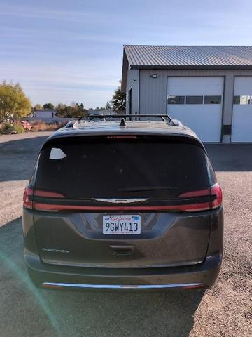 2021 chrysler pacifica touring l