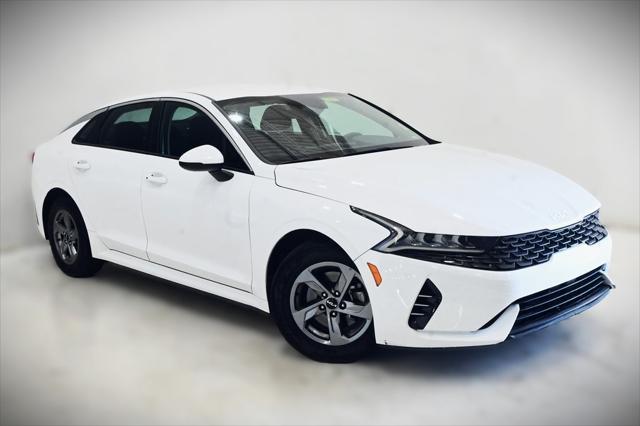 2022 kia k5 lxs