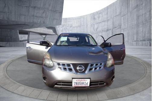 2014 nissan rogue select