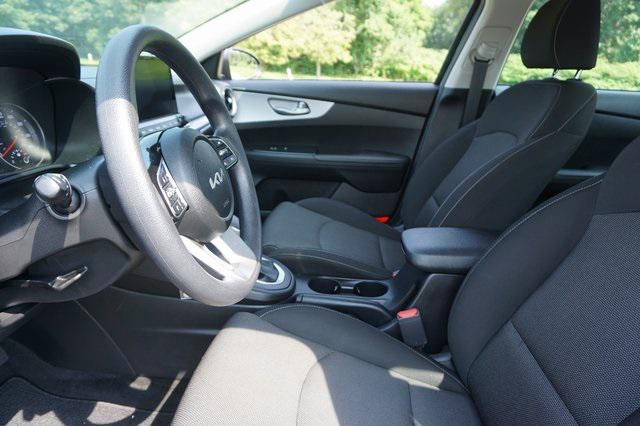 2022 kia forte lxs