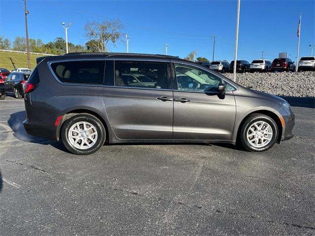 2021 chrysler voyager lxi