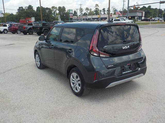 2024 kia soul lx