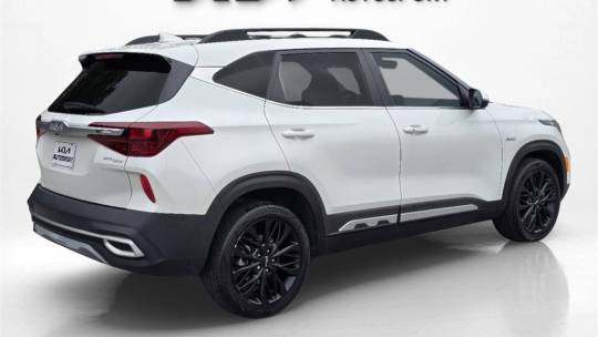 2022 Kia Seltos nightfall