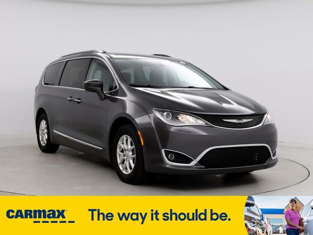 2020 chrysler pacifica touring l