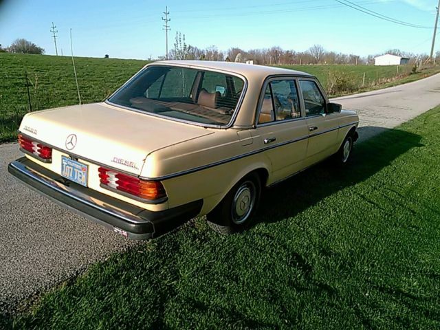 1977 mercedes 300 d series