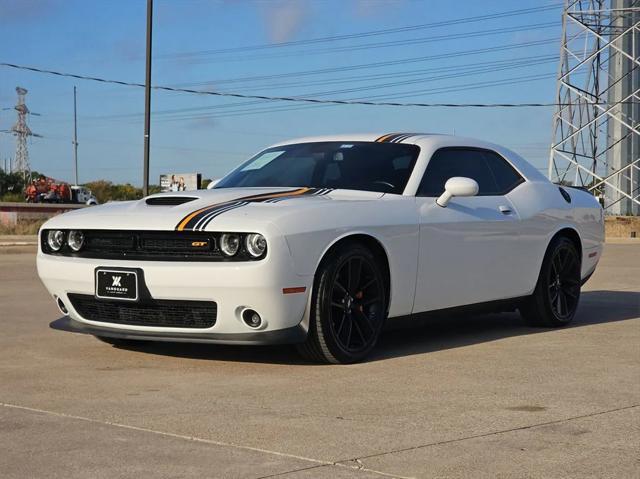 2022 dodge challenger gt