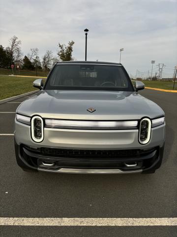 2025 rivian r1s adventure dual-motor max pack