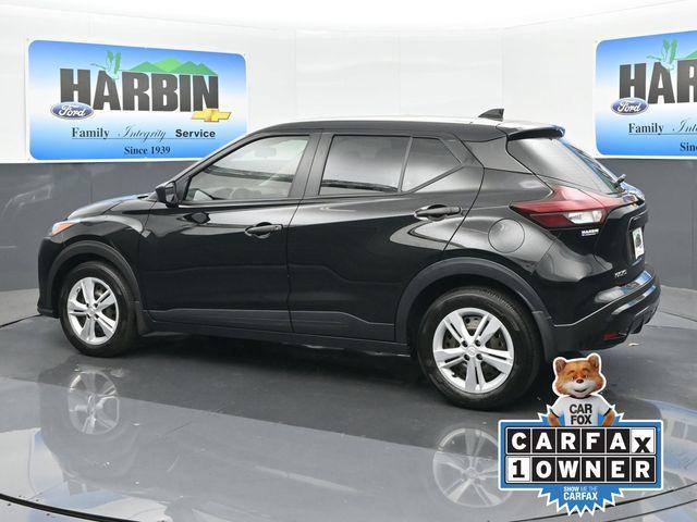 2023 nissan kicks s