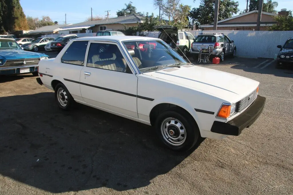 (ovw) 1982 toyota corolla 1.8 l 4 cylinder no reserve