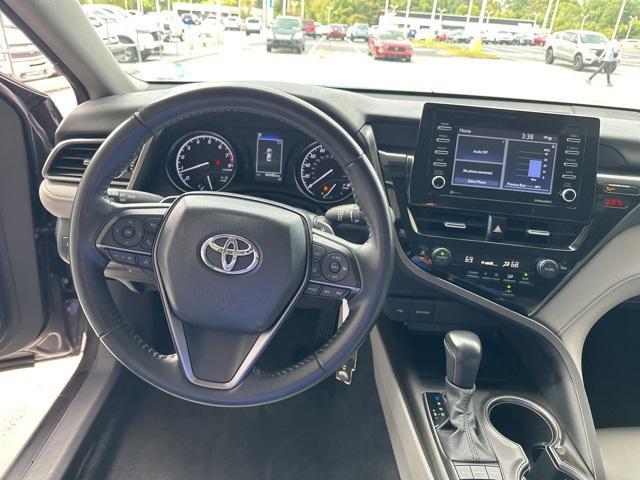 2023 toyota camry se